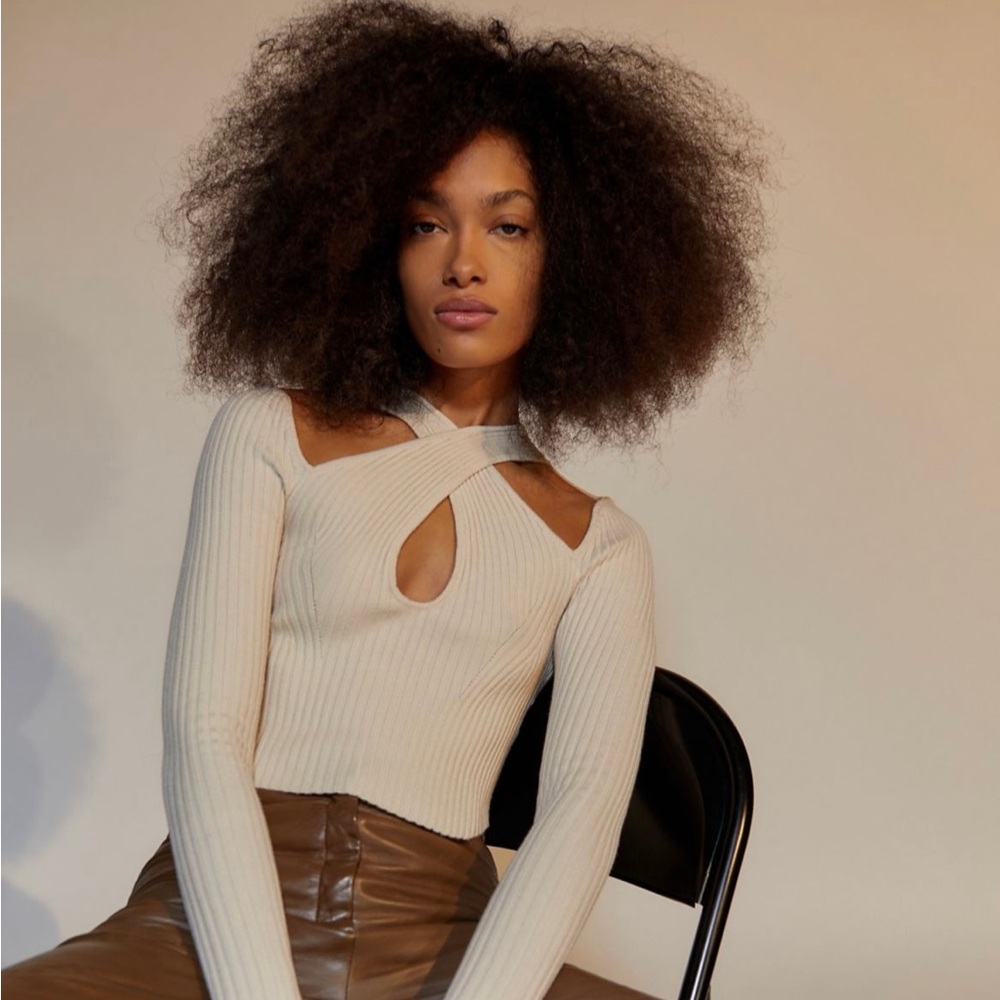 UO Cassandra Cutout Sweater (Cream)